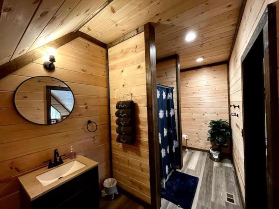 The Secluded Reset Button Cabin โบรคเคนโบว์ ภายนอก รูปภาพ